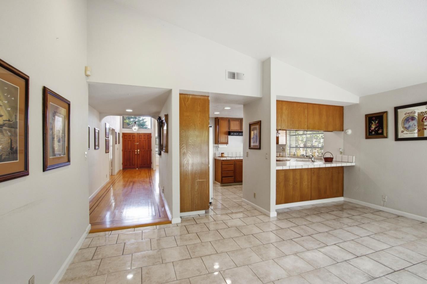 Detail Gallery Image 11 of 47 For 2836 Broken Oak Ct, San Jose,  CA 95148 - 4 Beds | 2 Baths