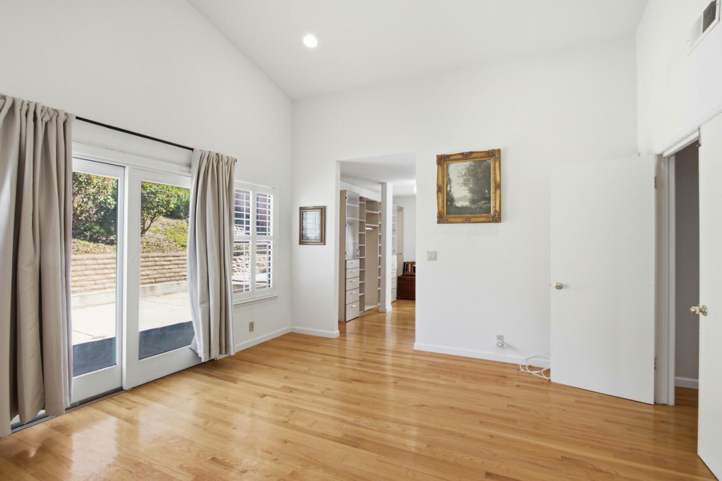 Detail Gallery Image 22 of 47 For 2836 Broken Oak Ct, San Jose,  CA 95148 - 4 Beds | 2 Baths