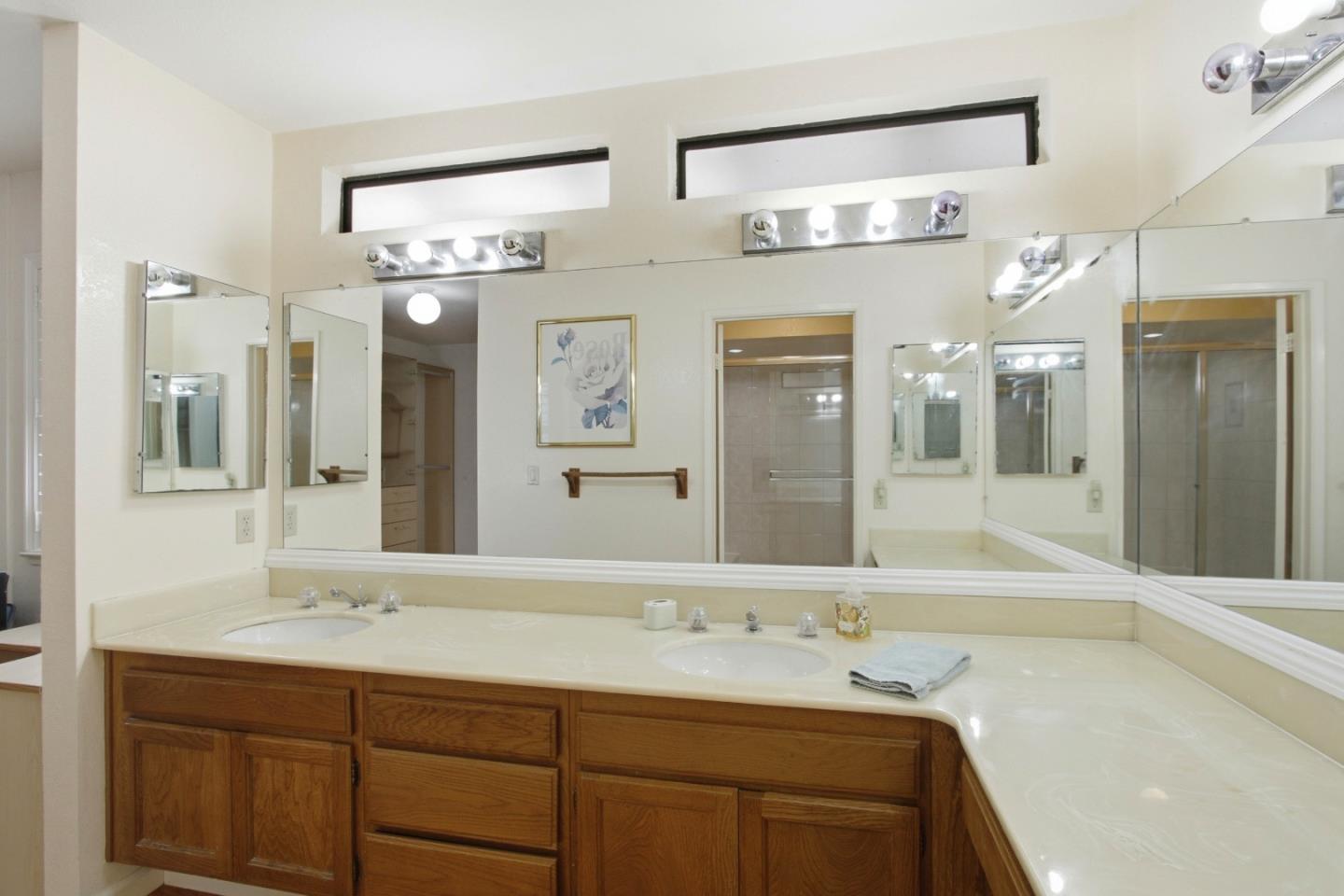 Detail Gallery Image 32 of 47 For 2836 Broken Oak Ct, San Jose,  CA 95148 - 4 Beds | 2 Baths