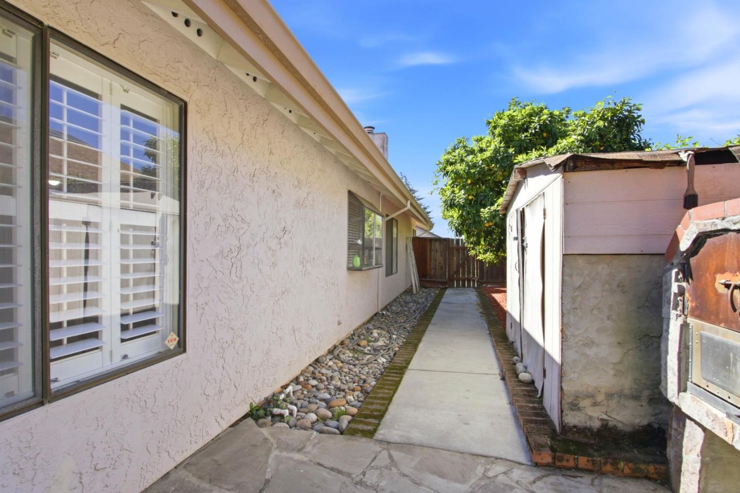 Detail Gallery Image 44 of 47 For 2836 Broken Oak Ct, San Jose,  CA 95148 - 4 Beds | 2 Baths