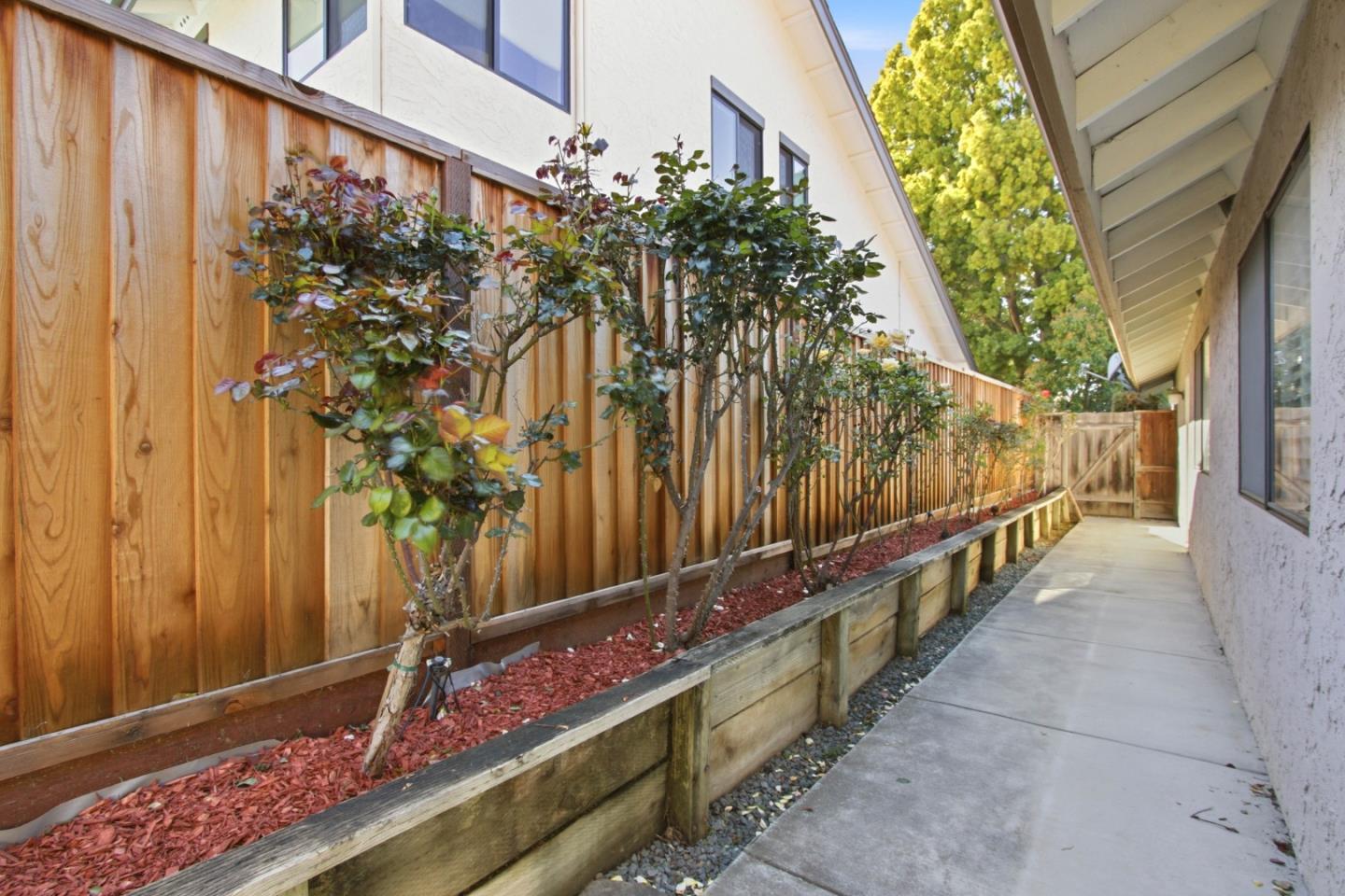 Detail Gallery Image 45 of 47 For 2836 Broken Oak Ct, San Jose,  CA 95148 - 4 Beds | 2 Baths