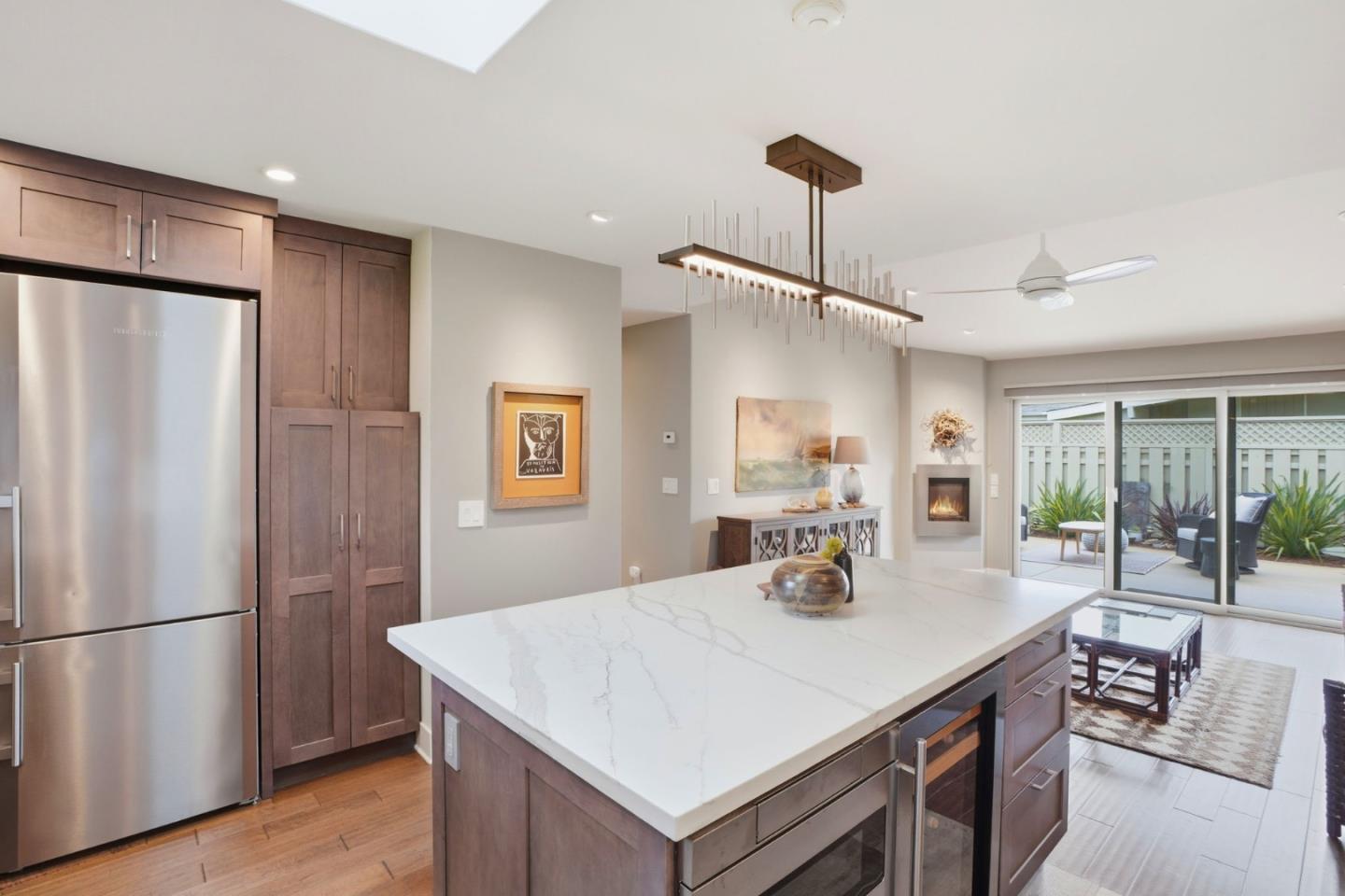 Detail Gallery Image 13 of 32 For 207 Hacienda Carmel, Carmel,  CA 93923 - 2 Beds | 2 Baths