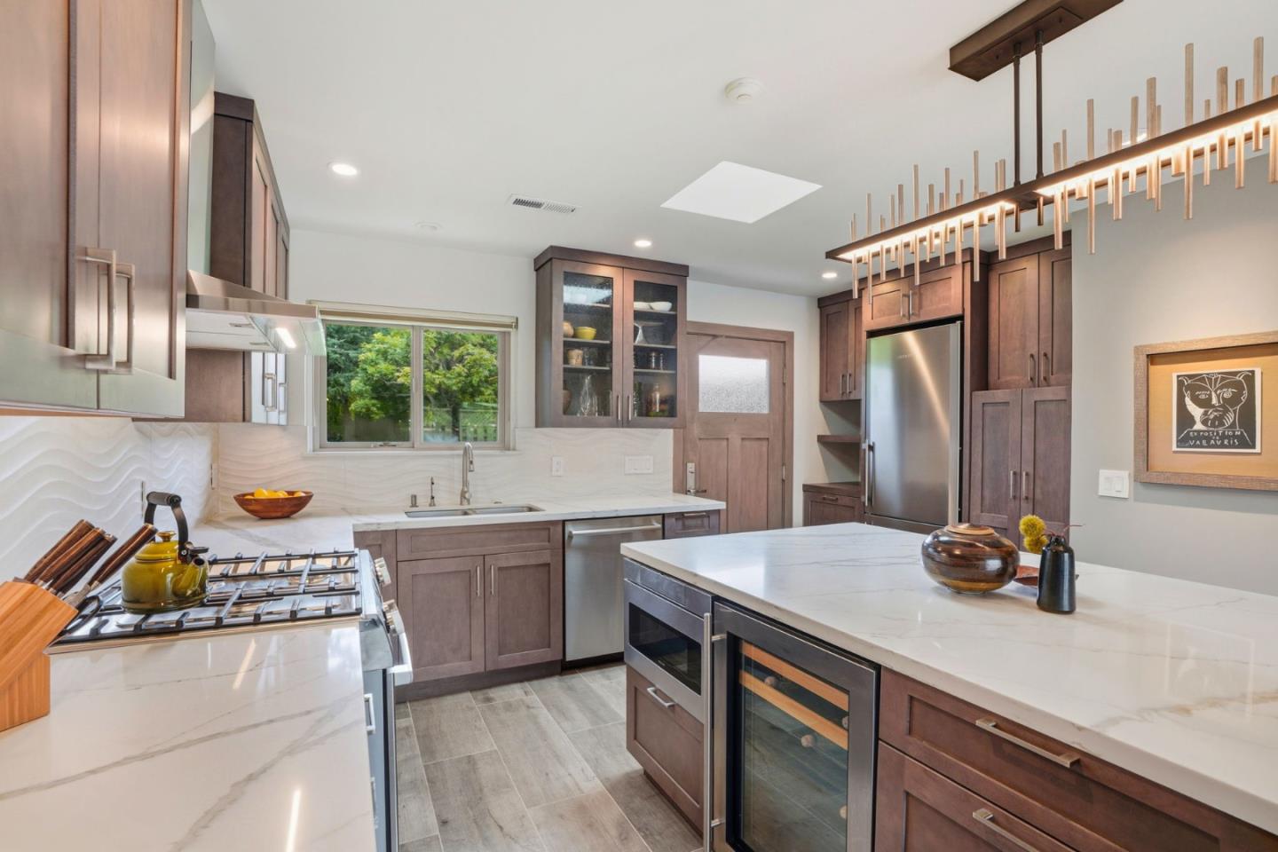 Detail Gallery Image 15 of 32 For 207 Hacienda Carmel, Carmel,  CA 93923 - 2 Beds | 2 Baths