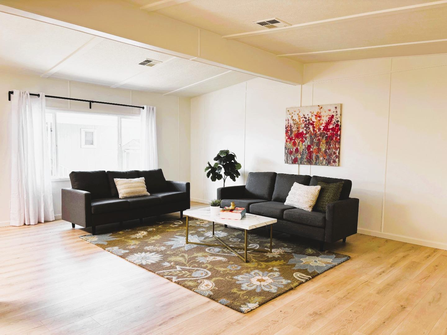 Detail Gallery Image 17 of 34 For 128 Chateau La Salle Dr #128,  San Jose,  CA 95111 - 3 Beds | 2 Baths