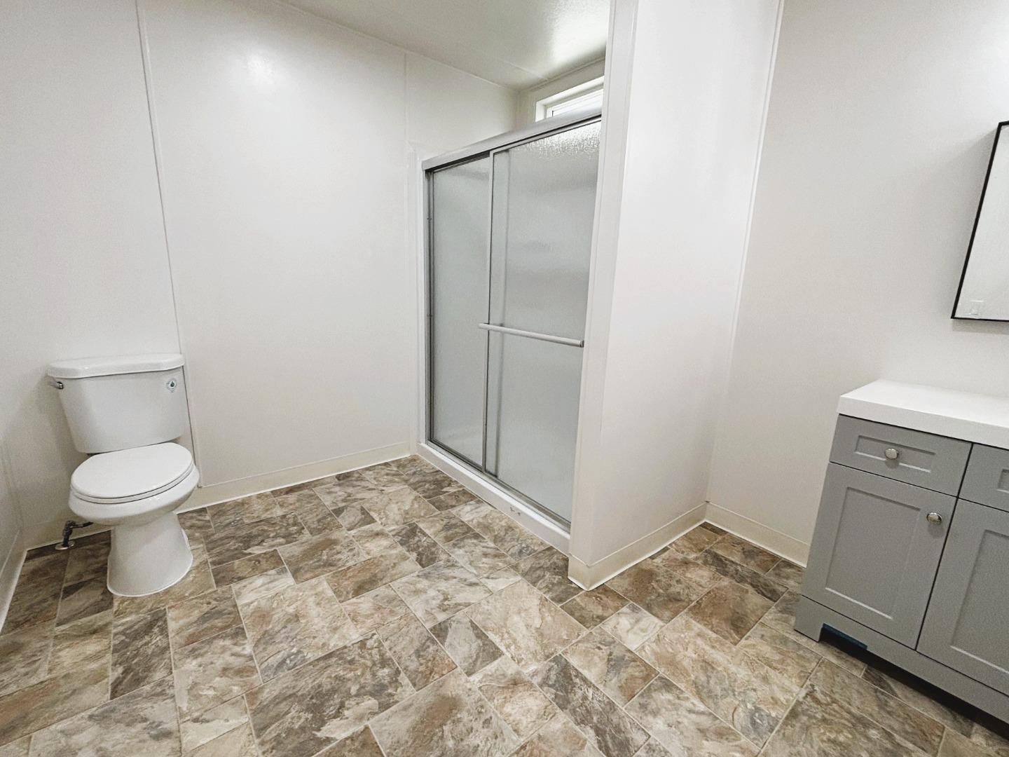 Detail Gallery Image 20 of 34 For 128 Chateau La Salle Dr #128,  San Jose,  CA 95111 - 3 Beds | 2 Baths