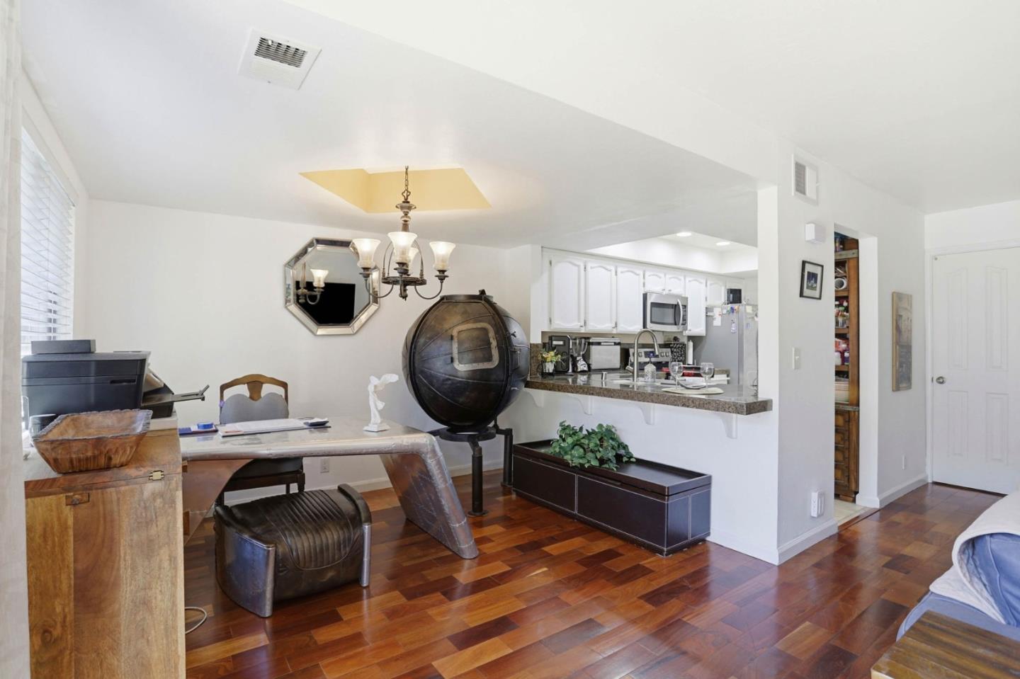 Detail Gallery Image 21 of 41 For 4967 Cherry Ave, San Jose,  CA 95118 - 3 Beds | 2/1 Baths