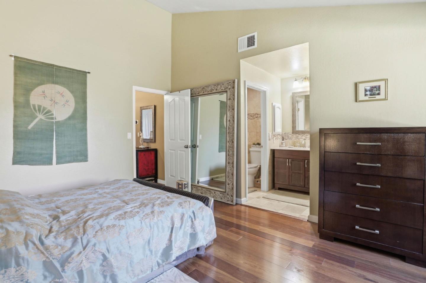 Detail Gallery Image 26 of 41 For 4967 Cherry Ave, San Jose,  CA 95118 - 3 Beds | 2/1 Baths