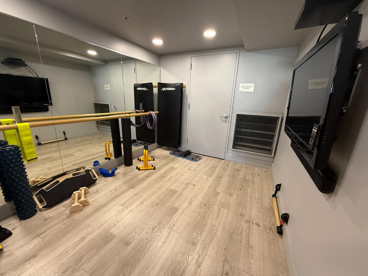 Detail Gallery Image 48 of 55 For 38 N Almaden Blvd #1906,  San Jose,  CA 95110 - 1 Beds | 1 Baths