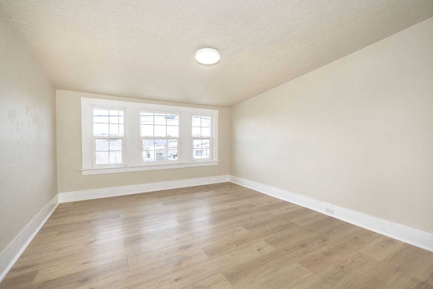 Detail Gallery Image 12 of 20 For 620 22nd St, Richmond,  CA 94801 - 3 Beds | 2 Baths