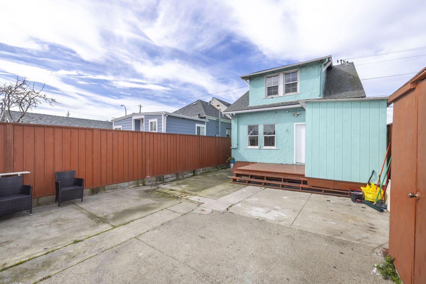 Detail Gallery Image 18 of 20 For 620 22nd St, Richmond,  CA 94801 - 3 Beds | 2 Baths