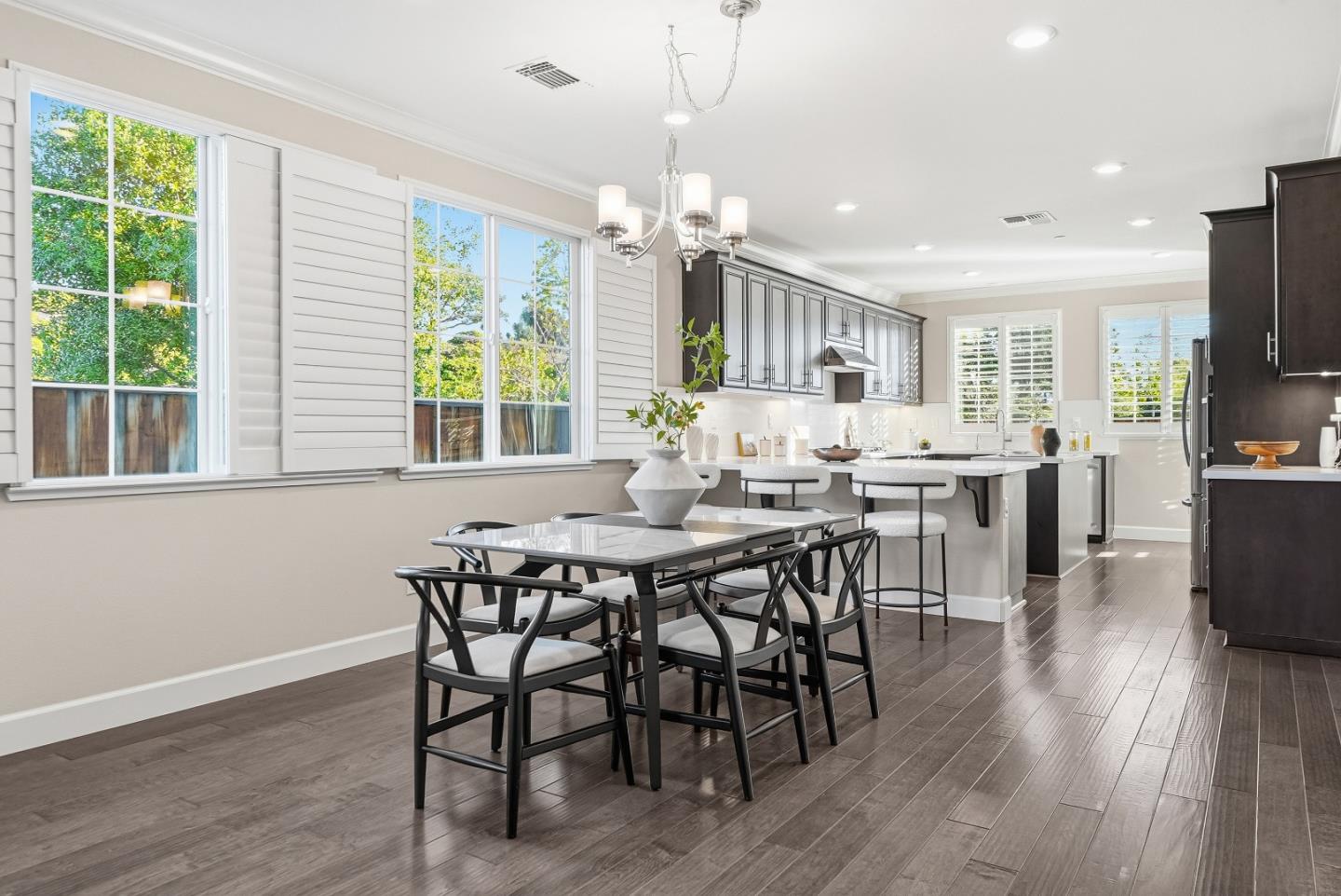 Detail Gallery Image 11 of 52 For 34135 Bridle St, Fremont,  CA 94555 - 4 Beds | 3 Baths