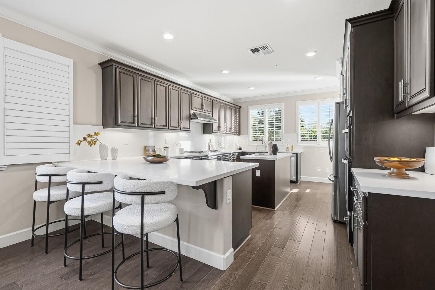 Detail Gallery Image 14 of 52 For 34135 Bridle St, Fremont,  CA 94555 - 4 Beds | 3 Baths