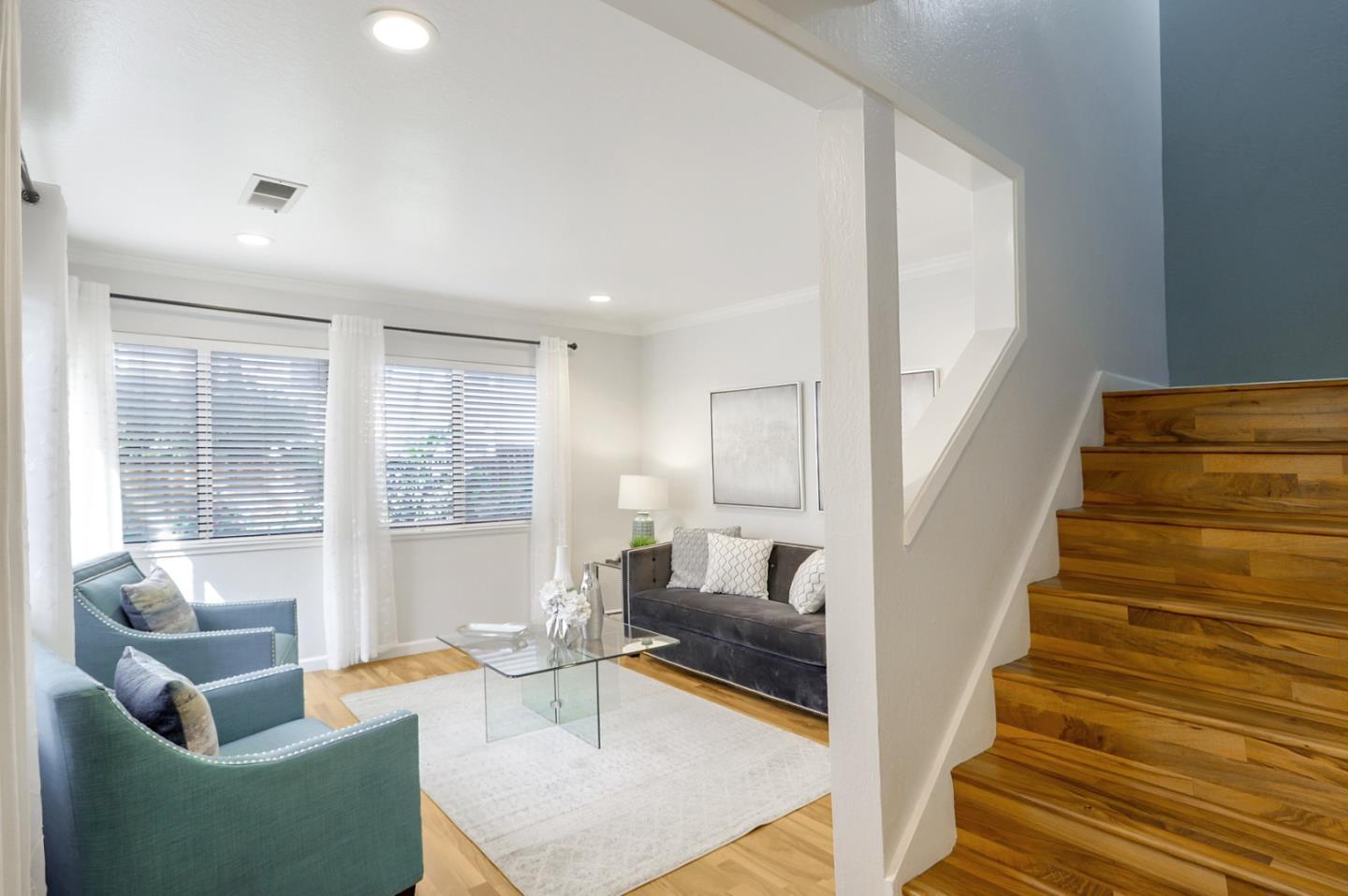 Detail Gallery Image 7 of 28 For 545 Cassatt Way, San Jose,  CA 95125 - 3 Beds | 2/1 Baths