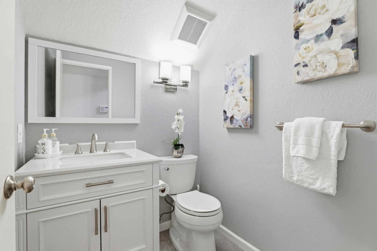 Detail Gallery Image 18 of 37 For 81 Frontier Trail Dr, San Jose,  CA 95136 - 3 Beds | 2/1 Baths