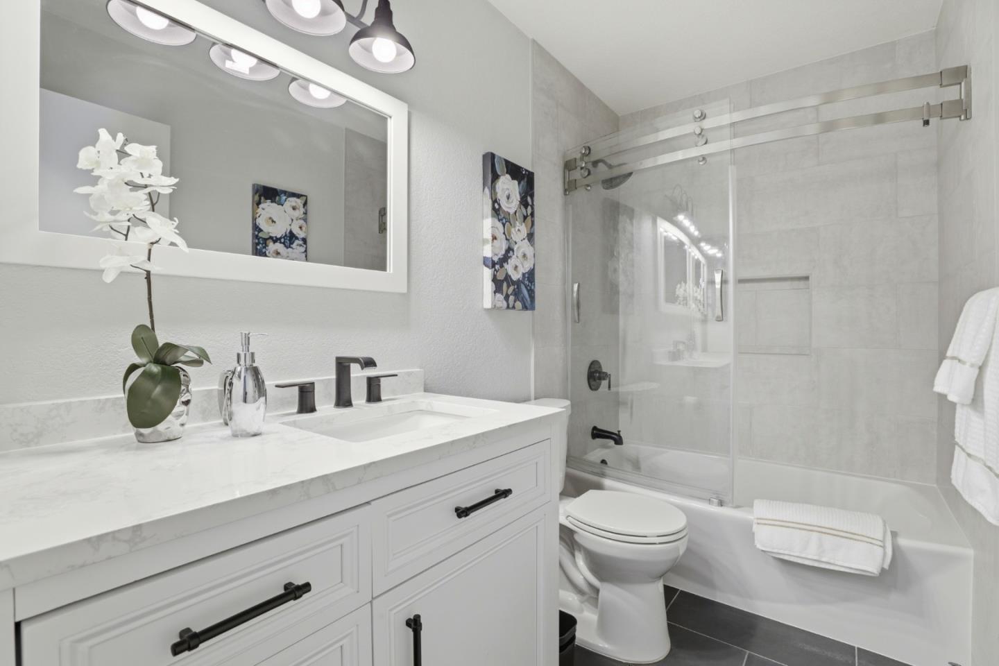 Detail Gallery Image 23 of 37 For 81 Frontier Trail Dr, San Jose,  CA 95136 - 3 Beds | 2/1 Baths