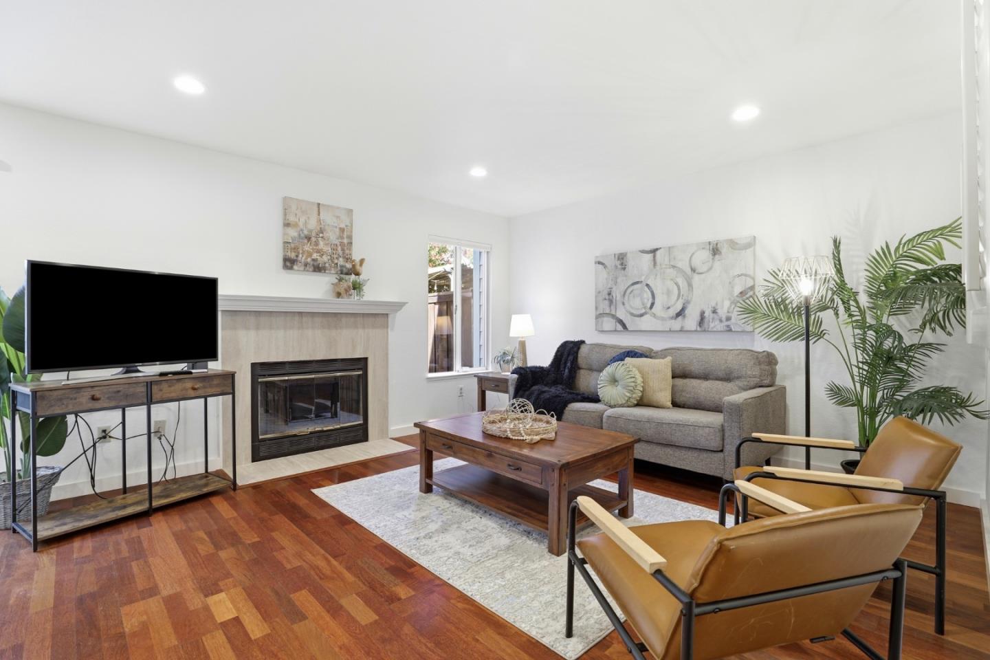 Detail Gallery Image 7 of 37 For 81 Frontier Trail Dr, San Jose,  CA 95136 - 3 Beds | 2/1 Baths