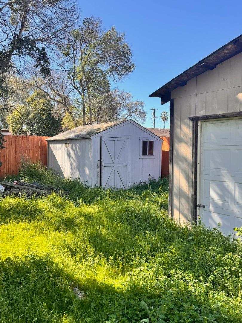 Detail Gallery Image 27 of 27 For 1647 N Gilchrist Ave, Stockton,  CA 95205 - 3 Beds | 1 Baths