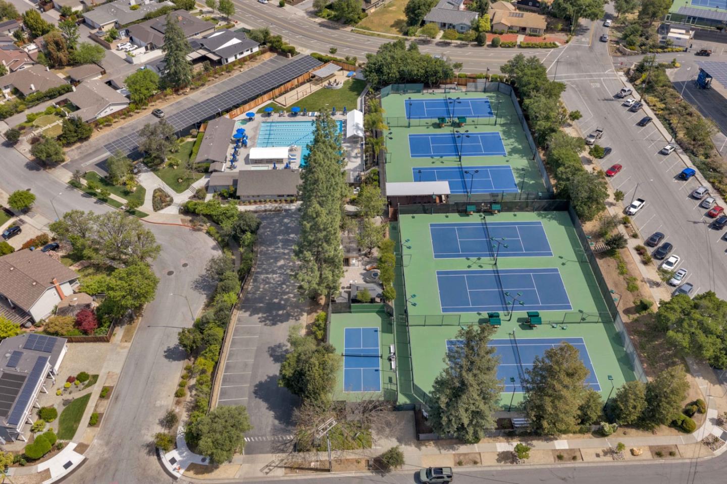 Detail Gallery Image 46 of 47 For 6529 Fall River Dr, San Jose,  CA 95120 - 5 Beds | 3 Baths