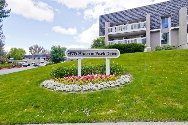 Front Image Thumbnail for ML82037681