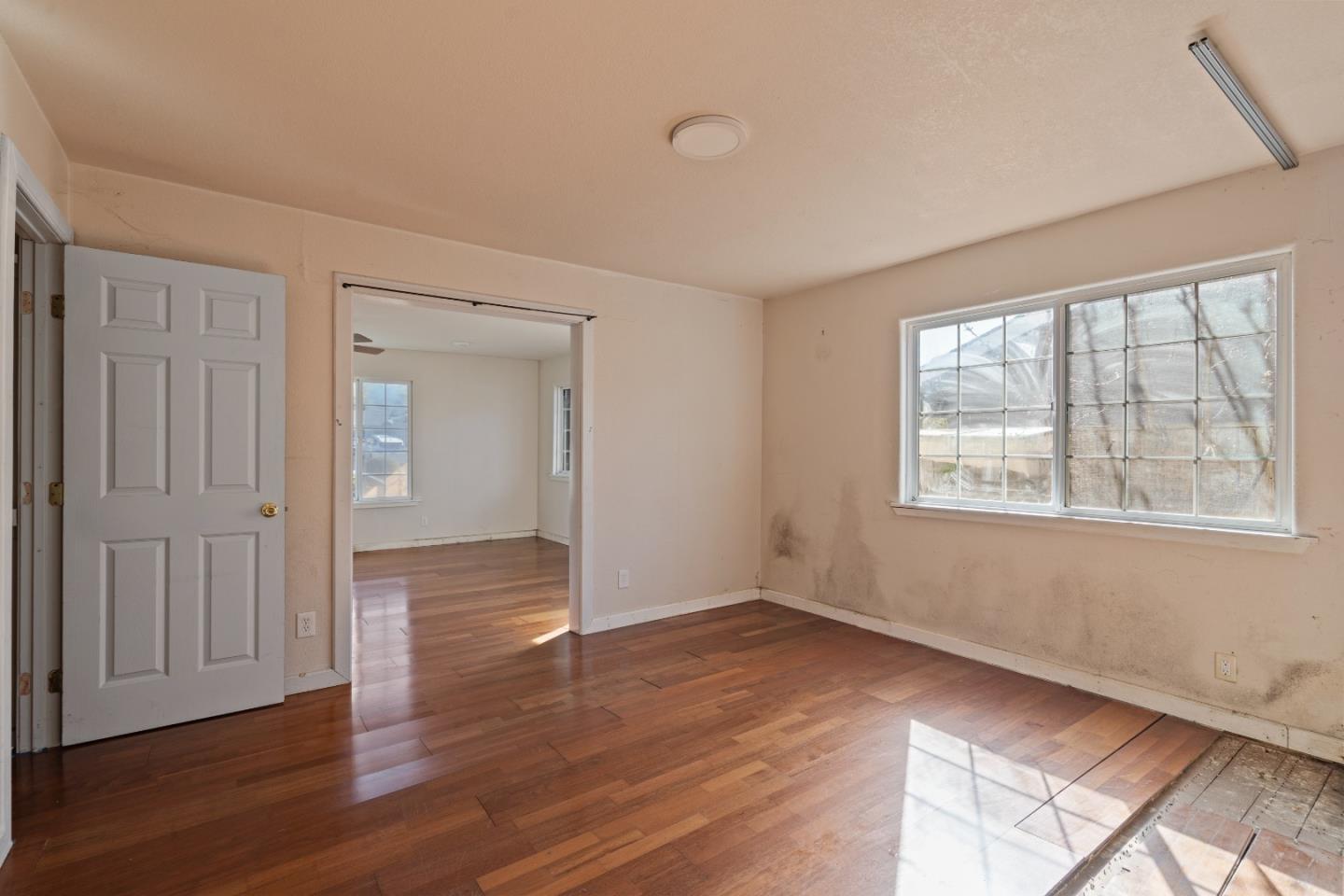 Detail Gallery Image 35 of 53 For 1137 Champagne Ln, San Jose,  CA 95132 - 3 Beds | 2 Baths