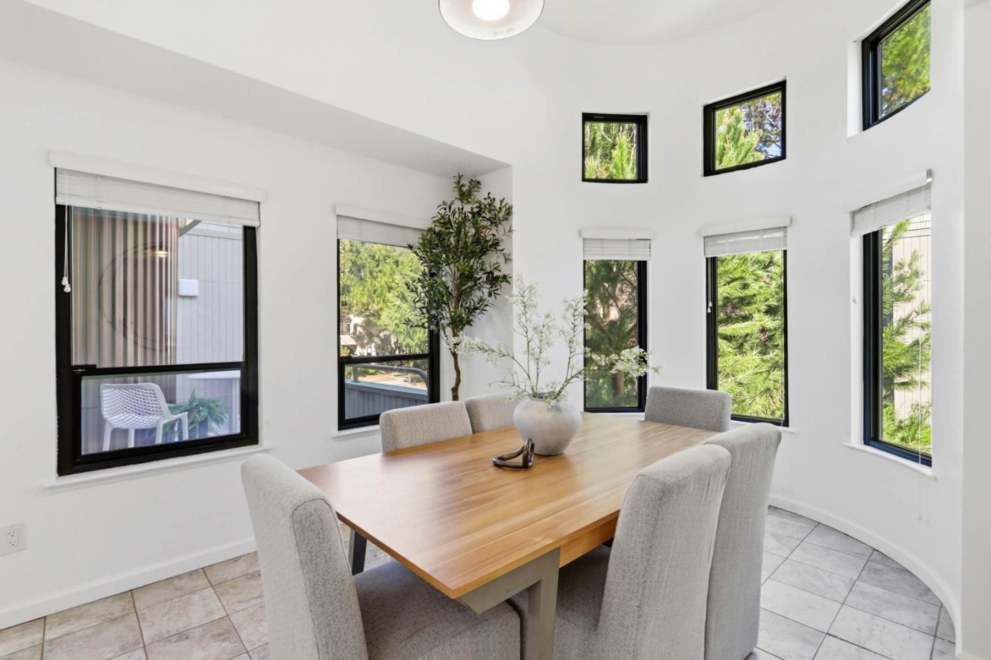 Photo #2: ML82037684 Listing: Photo #2