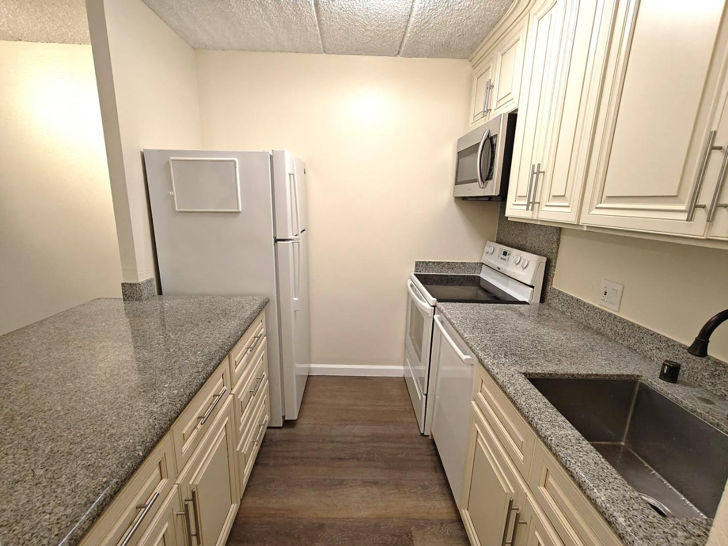 Photo #11: ML82037686 Listing: Photo #11