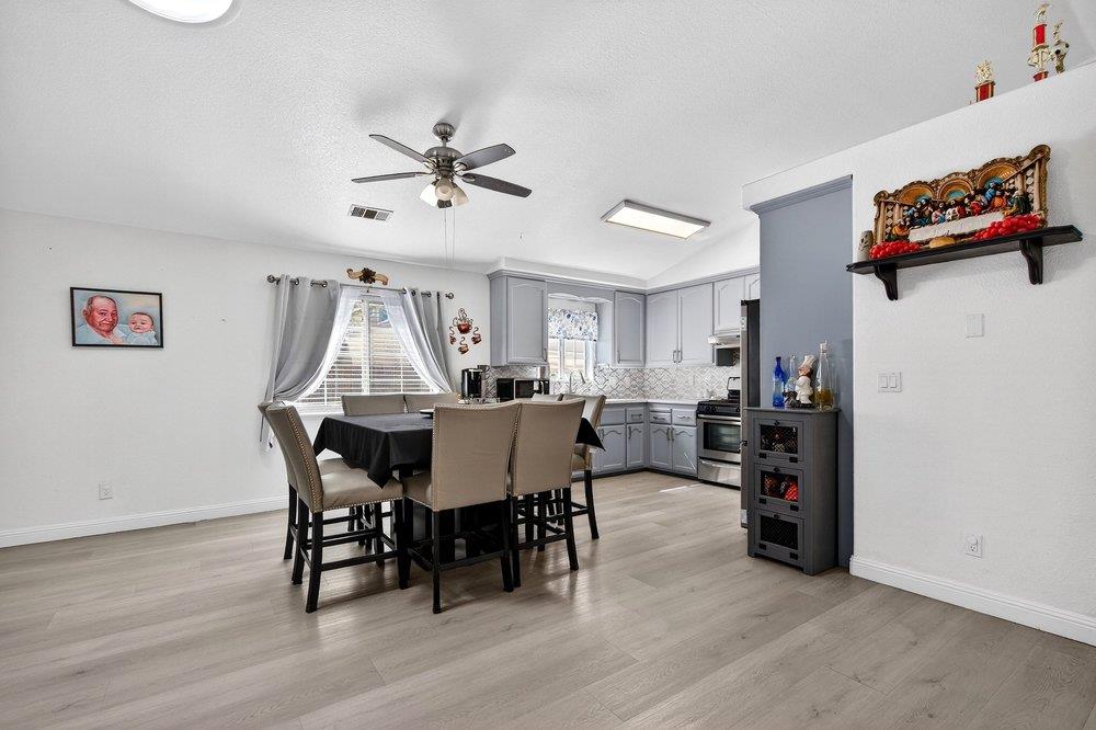 Detail Gallery Image 33 of 52 For 500 Ronan Ave, Gilroy,  CA 95020 - 5 Beds | 3 Baths