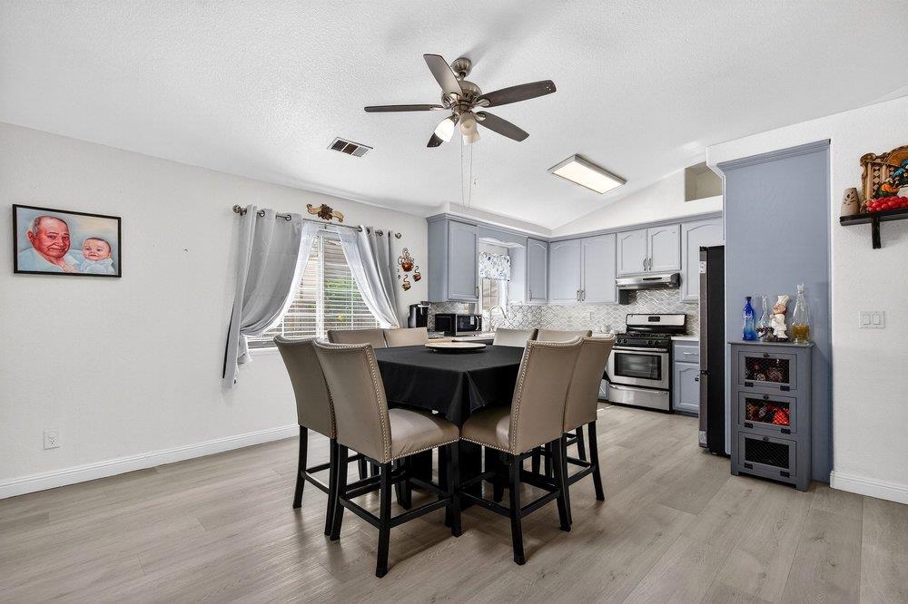 Detail Gallery Image 36 of 52 For 500 Ronan Ave, Gilroy,  CA 95020 - 5 Beds | 3 Baths