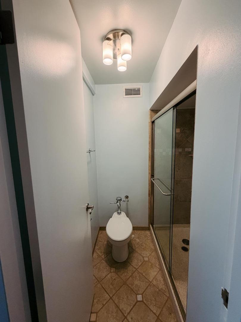 Detail Gallery Image 15 of 24 For 66 Cleary Ct #1206,  San Francisco,  CA 94109 - 3 Beds | 2 Baths