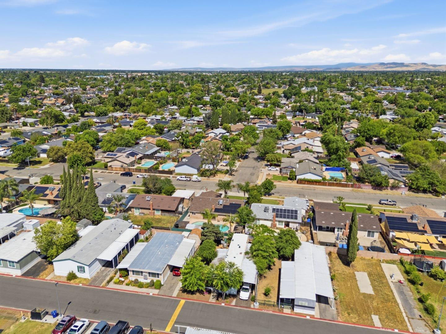 Detail Gallery Image 20 of 20 For 5850 E Ramona Ave, Fresno,  CA 93727 - 4 Beds | 2 Baths
