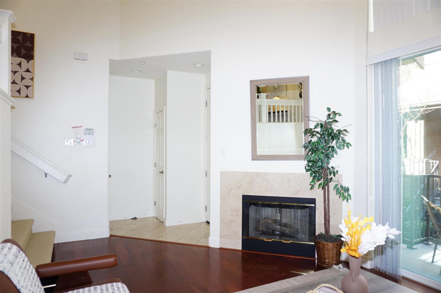 Detail Gallery Image 17 of 28 For 1059 Sapphire Ter, Union City,  CA 94587 - 2 Beds | 2/1 Baths