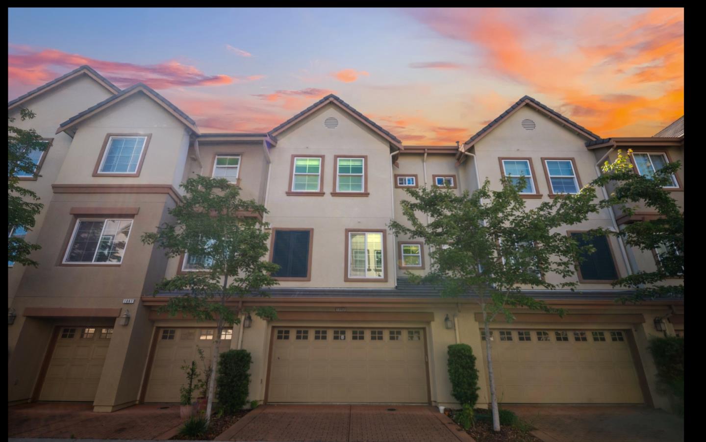 Detail Gallery Image 3 of 4 For 1059 Sapphire Ter, Union City,  CA 94587 - 2 Beds | 2/1 Baths