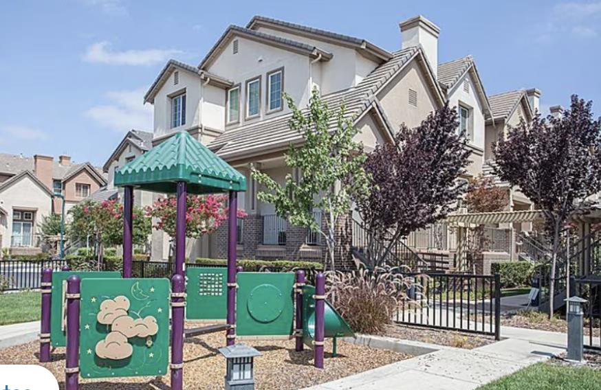 Detail Gallery Image 4 of 4 For 1059 Sapphire Ter, Union City,  CA 94587 - 2 Beds | 2/1 Baths