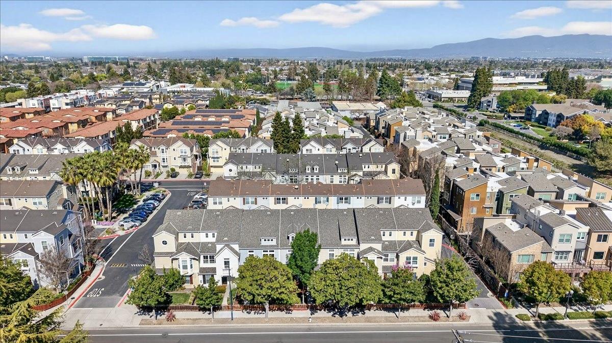 Detail Gallery Image 32 of 34 For 679 Pinnacles Ter, Sunnyvale,  CA 94085 - 3 Beds | 3 Baths