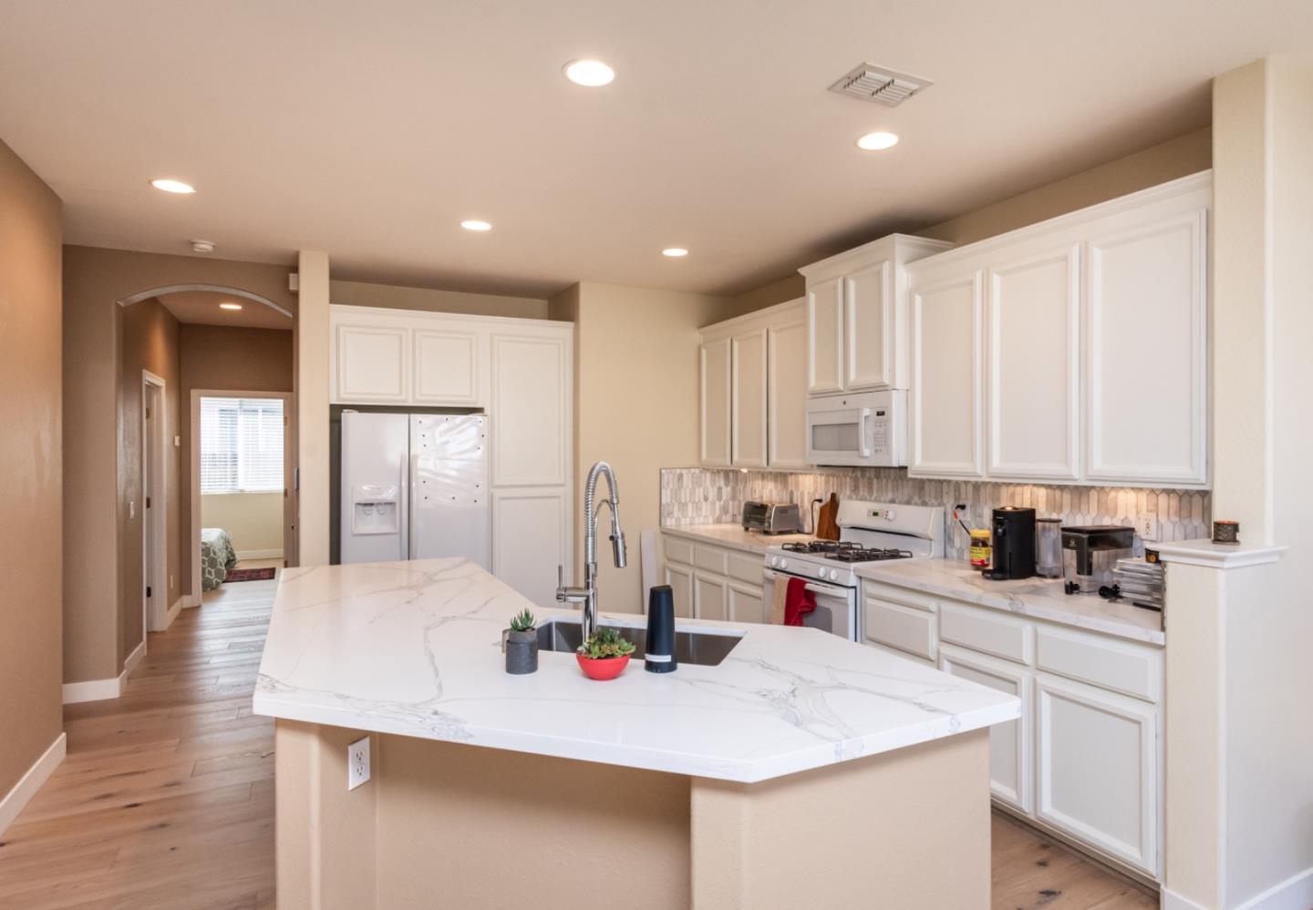 Detail Gallery Image 14 of 49 For 5020 Cleveland Bay Way, Elk Grove,  CA 95757 - 3 Beds | 2 Baths