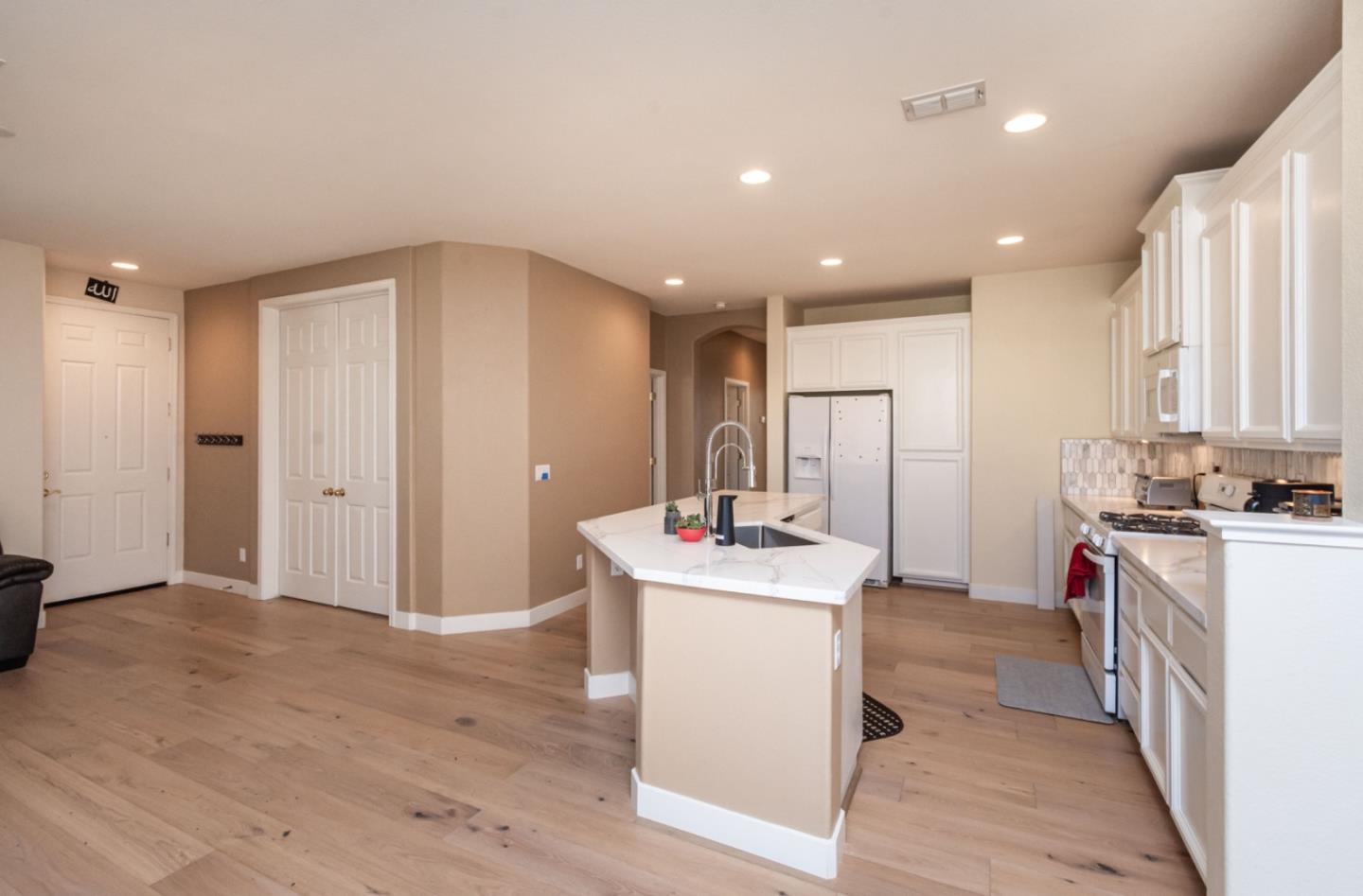 Detail Gallery Image 15 of 49 For 5020 Cleveland Bay Way, Elk Grove,  CA 95757 - 3 Beds | 2 Baths