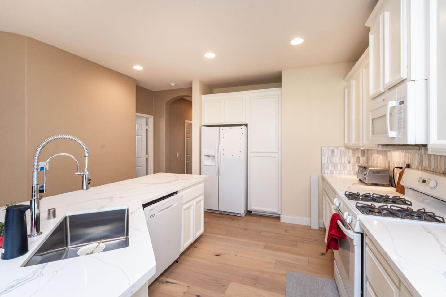 Detail Gallery Image 20 of 49 For 5020 Cleveland Bay Way, Elk Grove,  CA 95757 - 3 Beds | 2 Baths