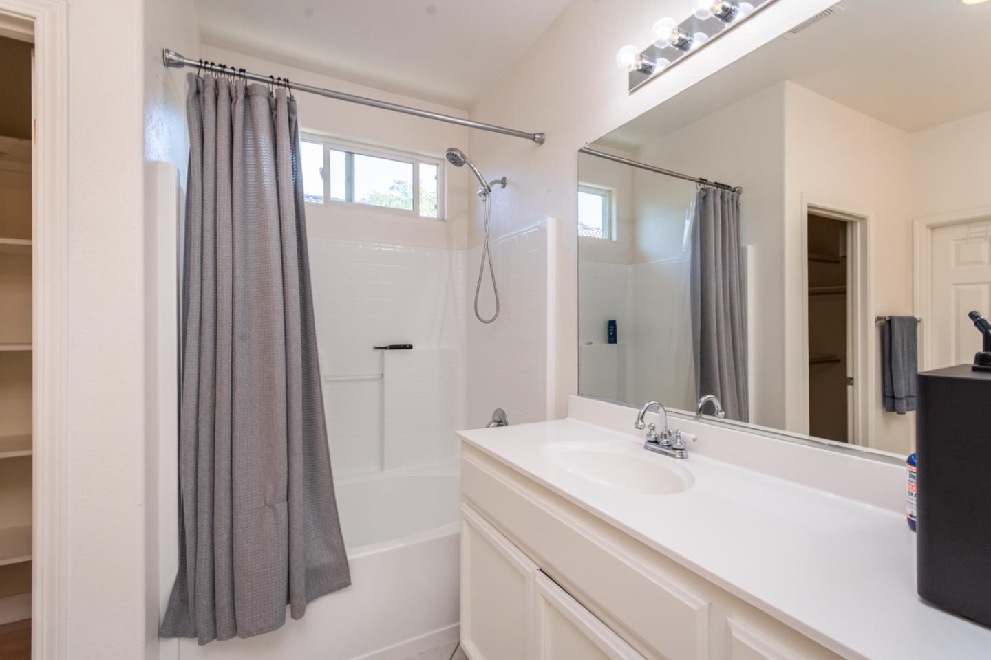 Detail Gallery Image 39 of 49 For 5020 Cleveland Bay Way, Elk Grove,  CA 95757 - 3 Beds | 2 Baths
