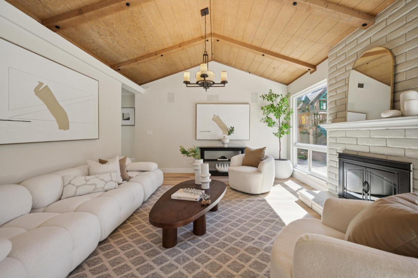 Detail Gallery Image 26 of 57 For 646 Oneida Dr, Sunnyvale,  CA 94087 - 4 Beds | 3 Baths