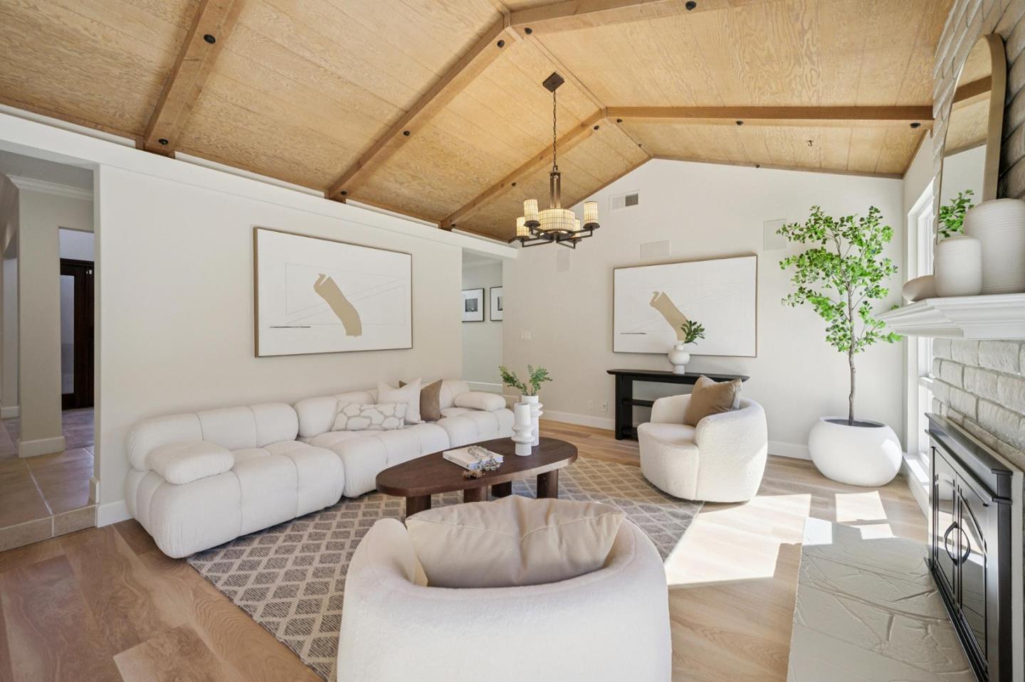 Detail Gallery Image 27 of 57 For 646 Oneida Dr, Sunnyvale,  CA 94087 - 4 Beds | 3 Baths