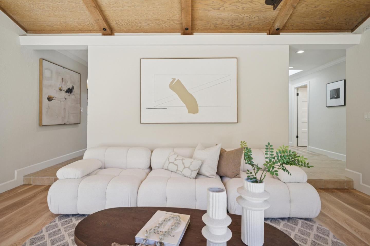 Detail Gallery Image 28 of 57 For 646 Oneida Dr, Sunnyvale,  CA 94087 - 4 Beds | 3 Baths