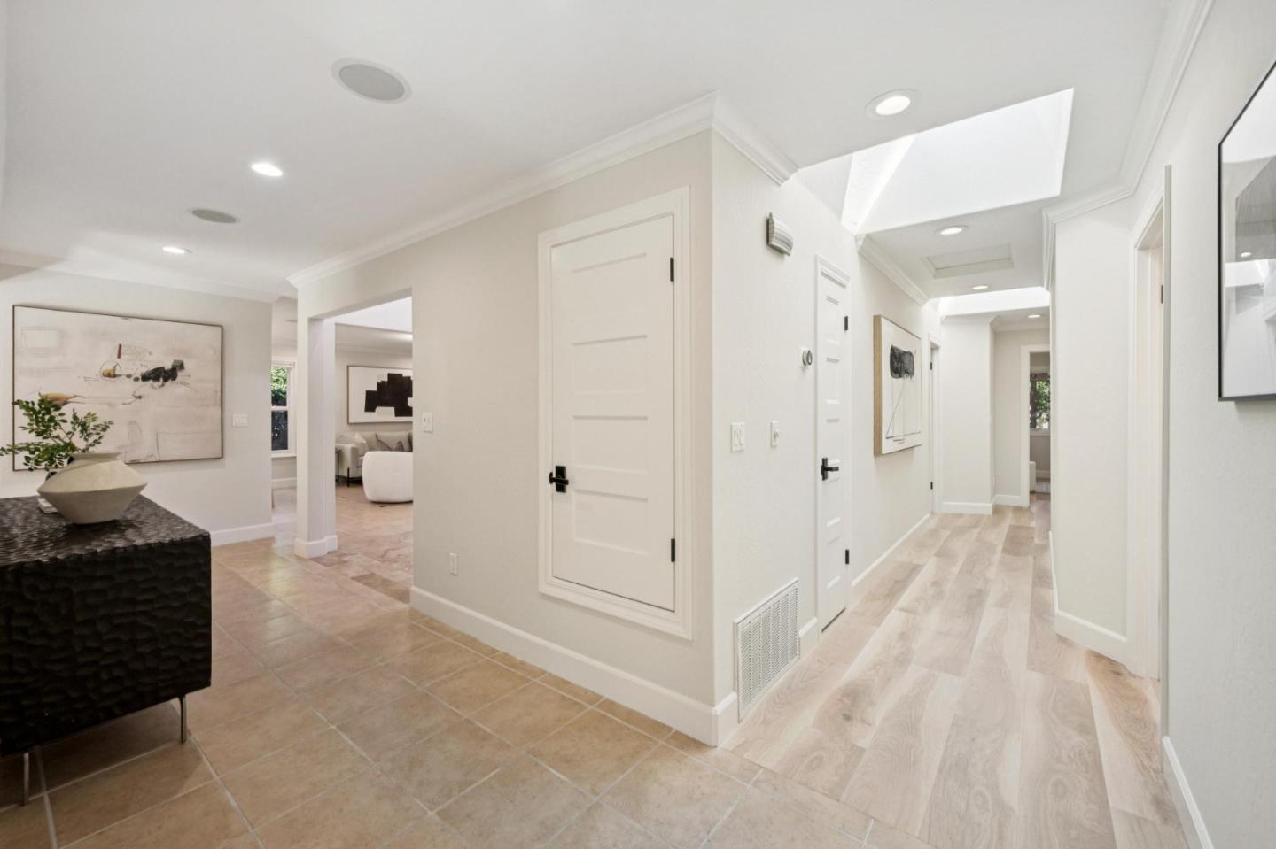 Detail Gallery Image 35 of 57 For 646 Oneida Dr, Sunnyvale,  CA 94087 - 4 Beds | 3 Baths