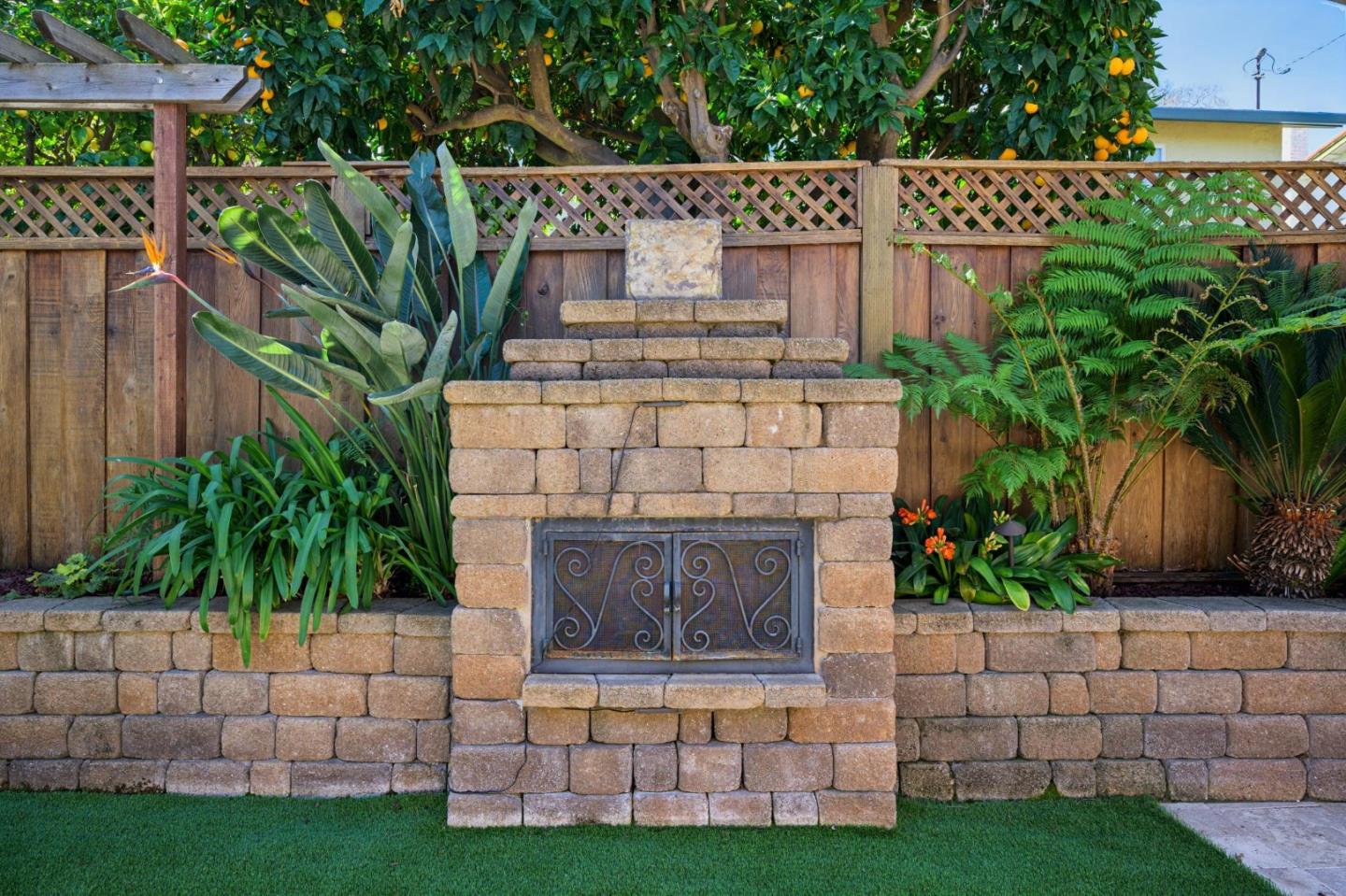 Detail Gallery Image 51 of 57 For 646 Oneida Dr, Sunnyvale,  CA 94087 - 4 Beds | 3 Baths