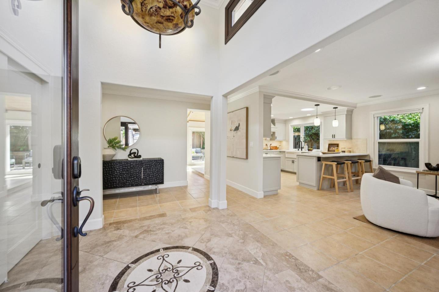 Detail Gallery Image 7 of 57 For 646 Oneida Dr, Sunnyvale,  CA 94087 - 4 Beds | 3 Baths