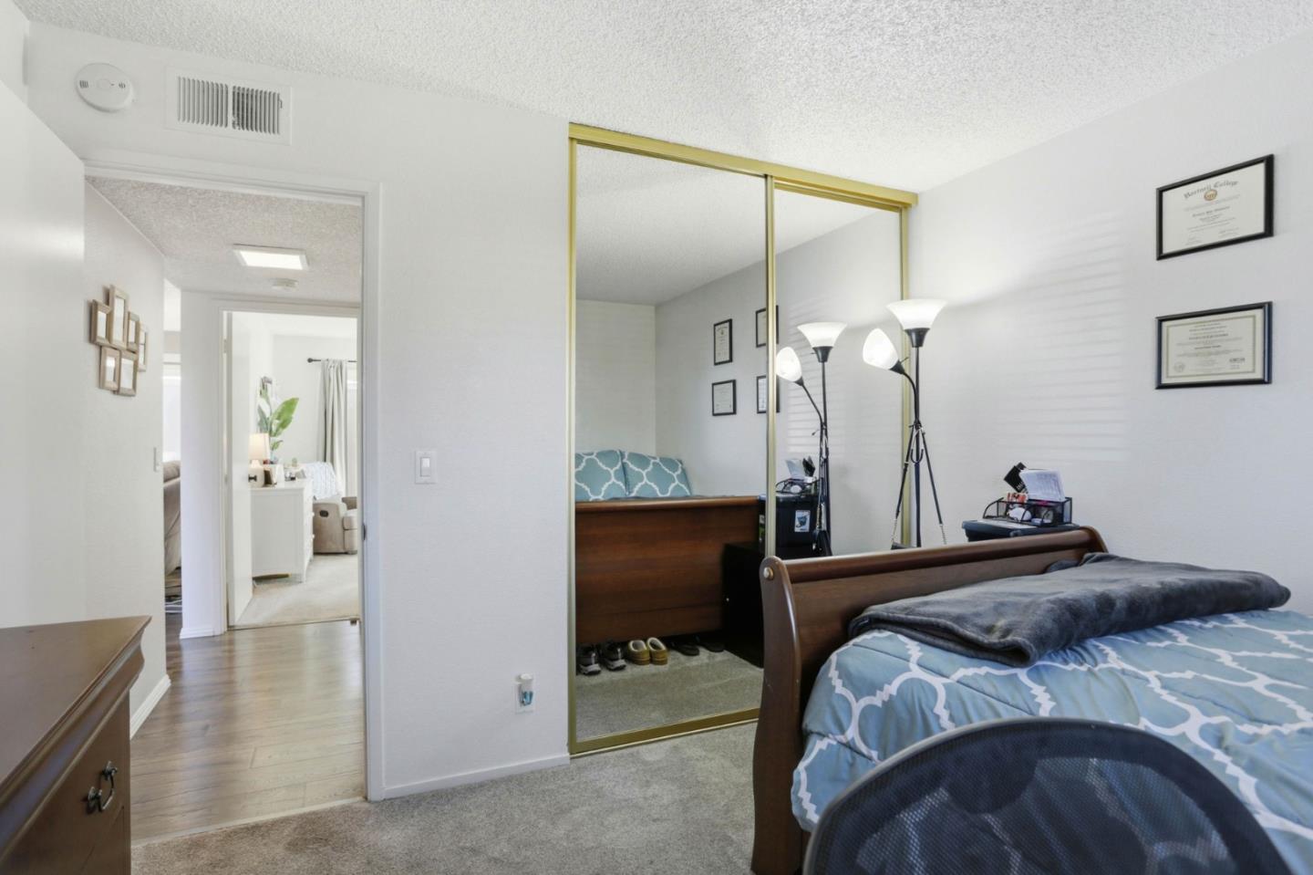 Detail Gallery Image 13 of 24 For 1075 Sherman Dr, Salinas,  CA 93907 - 3 Beds | 2 Baths