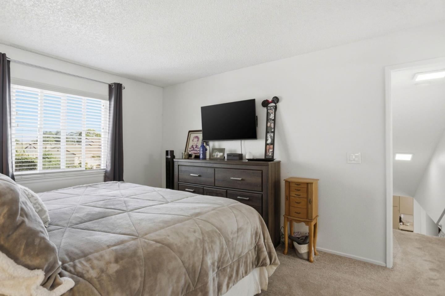 Detail Gallery Image 18 of 24 For 1075 Sherman Dr, Salinas,  CA 93907 - 3 Beds | 2 Baths