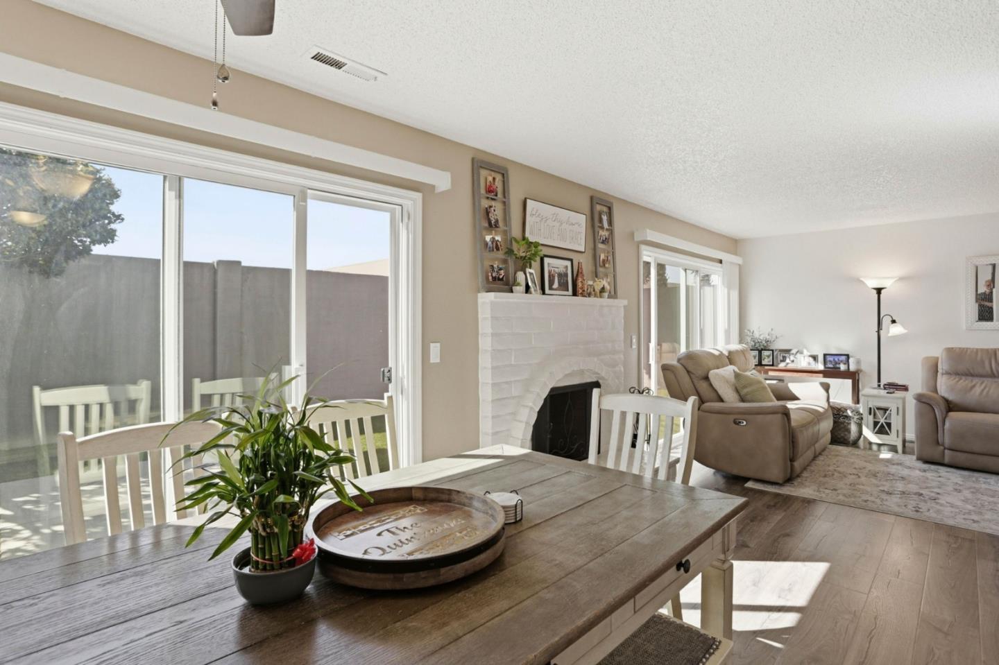 Detail Gallery Image 9 of 24 For 1075 Sherman Dr, Salinas,  CA 93907 - 3 Beds | 2 Baths