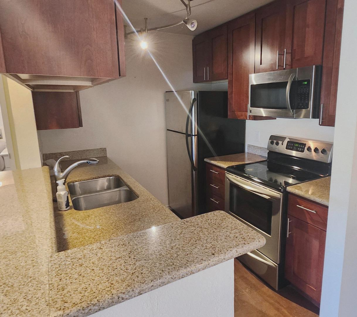 Detail Gallery Image 8 of 37 For 397 Imperial Way #329,  Daly City,  CA 94015 - 2 Beds | 2 Baths