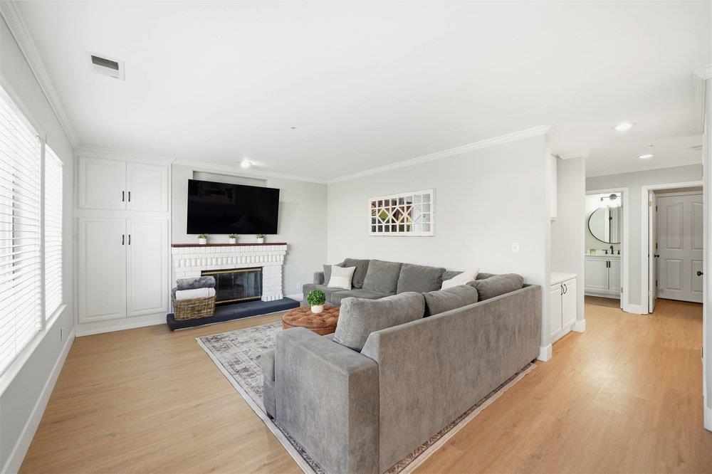 Detail Gallery Image 13 of 40 For 705 Barrett Ave, Morgan Hill,  CA 95037 - 4 Beds | 3 Baths