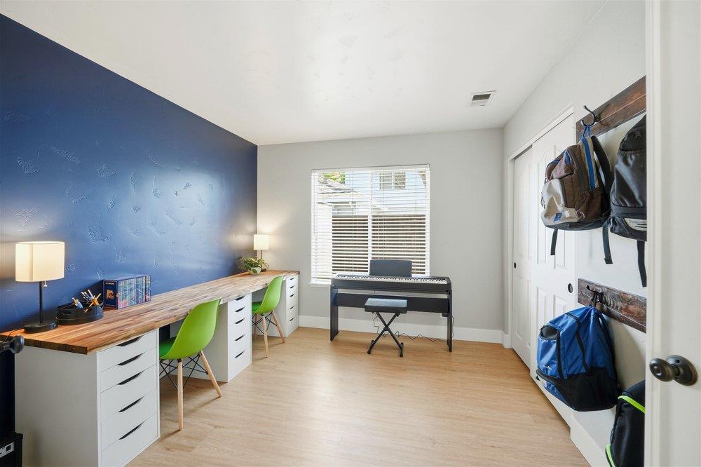 Detail Gallery Image 15 of 40 For 705 Barrett Ave, Morgan Hill,  CA 95037 - 4 Beds | 3 Baths